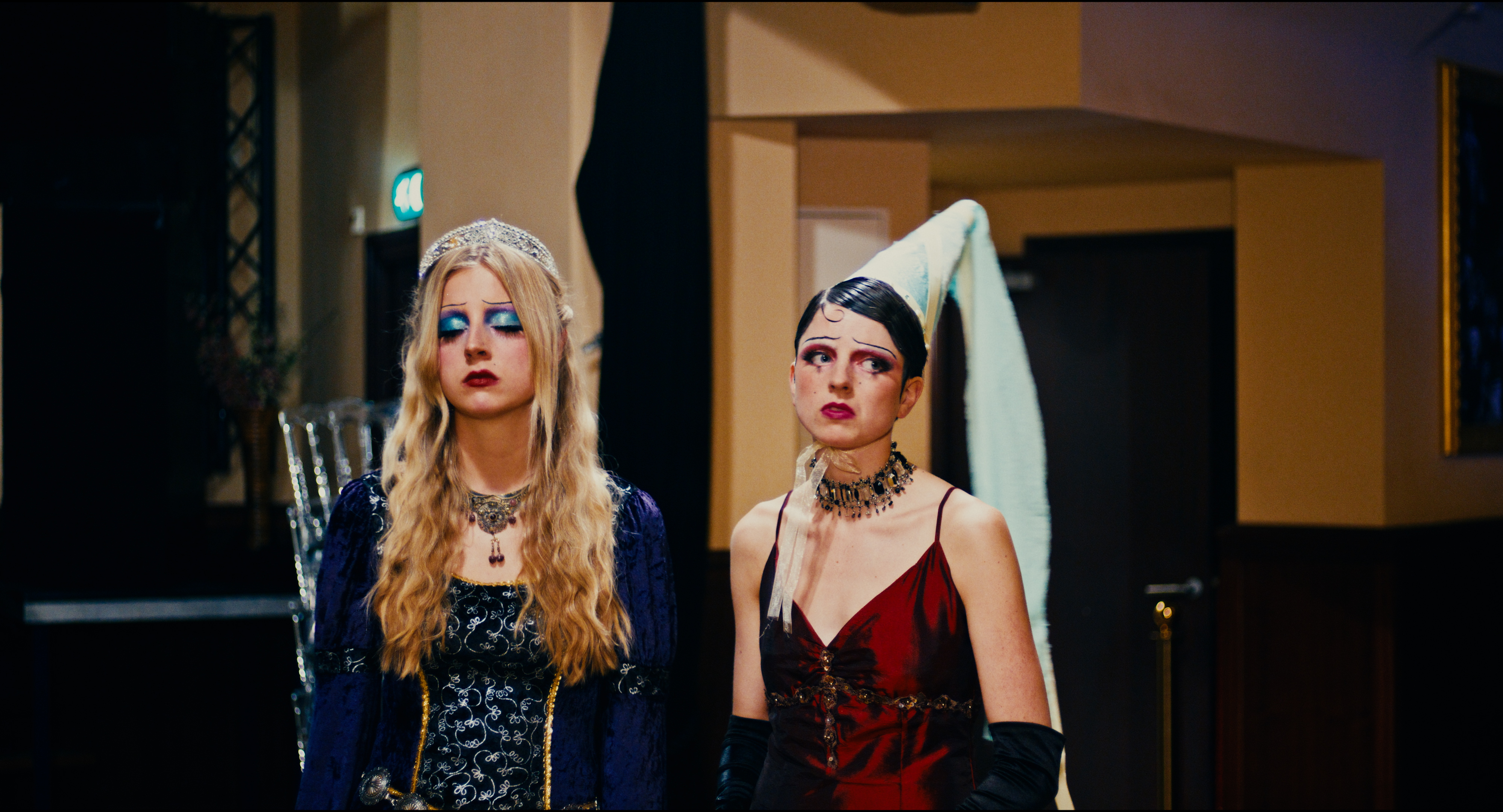 Still 6