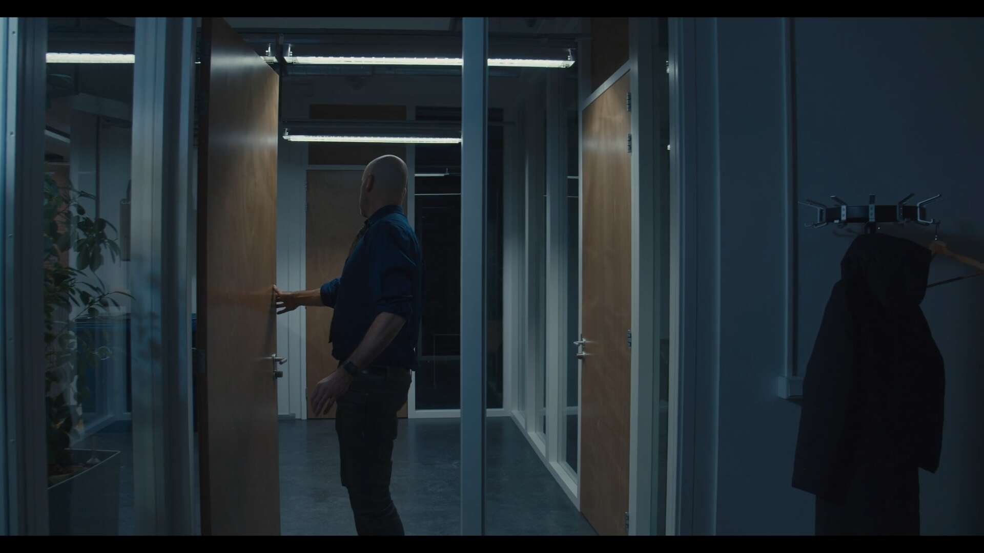 Still 13